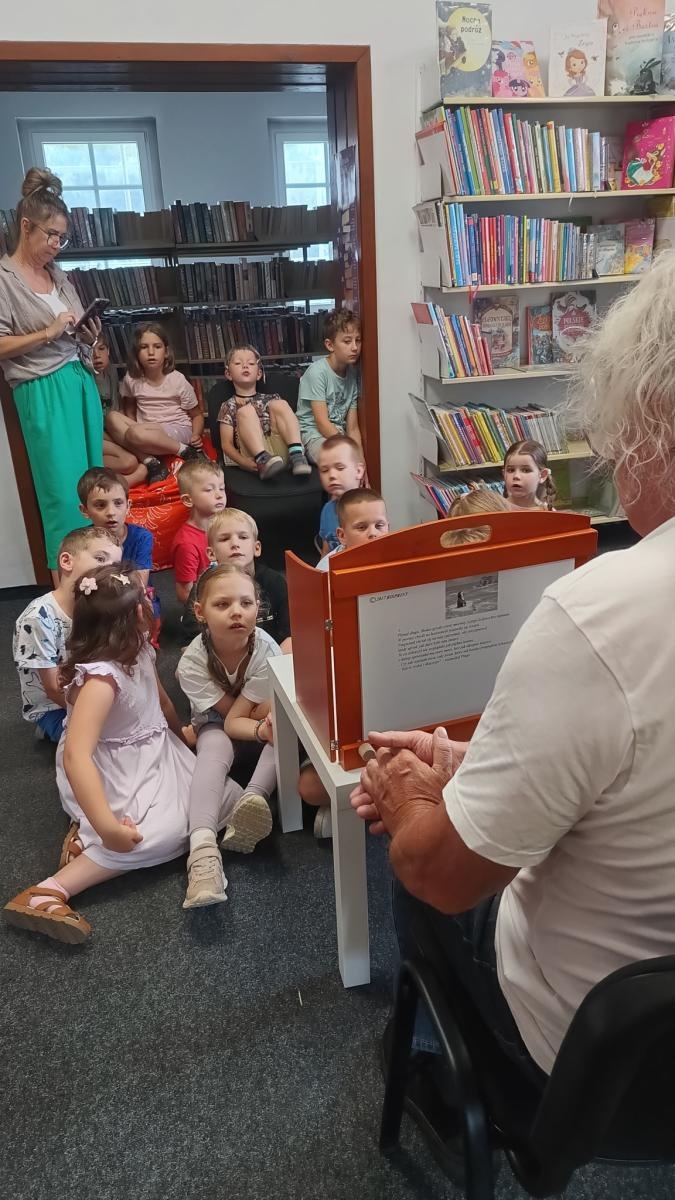 Zdjęcie w galerii na portalu naszraciborz.pl: Żywa lekcja ekologii podczas XXV Ogólnopolskiego Tygodnia Czytania Dzieciom w Bibliotece w Rudach wiadomości z regionu