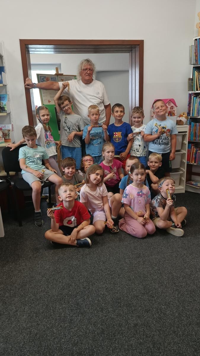 Zdjęcie w galerii na portalu naszraciborz.pl: Żywa lekcja ekologii podczas XXV Ogólnopolskiego Tygodnia Czytania Dzieciom w Bibliotece w Rudach wiadomości z regionu