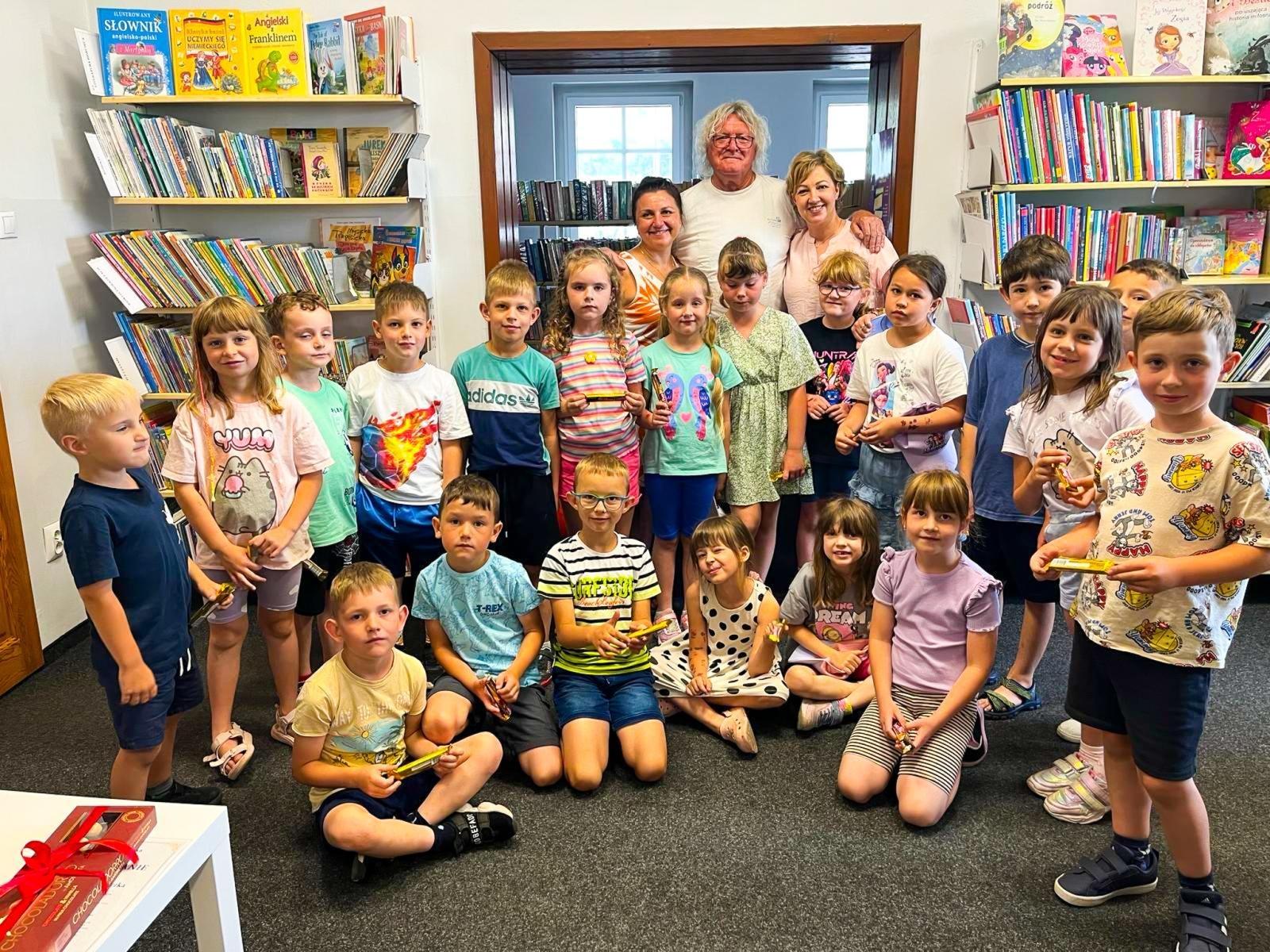 Zdjęcie w galerii na portalu naszraciborz.pl: Żywa lekcja ekologii podczas XXV Ogólnopolskiego Tygodnia Czytania Dzieciom w Bibliotece w Rudach wiadomości z regionu