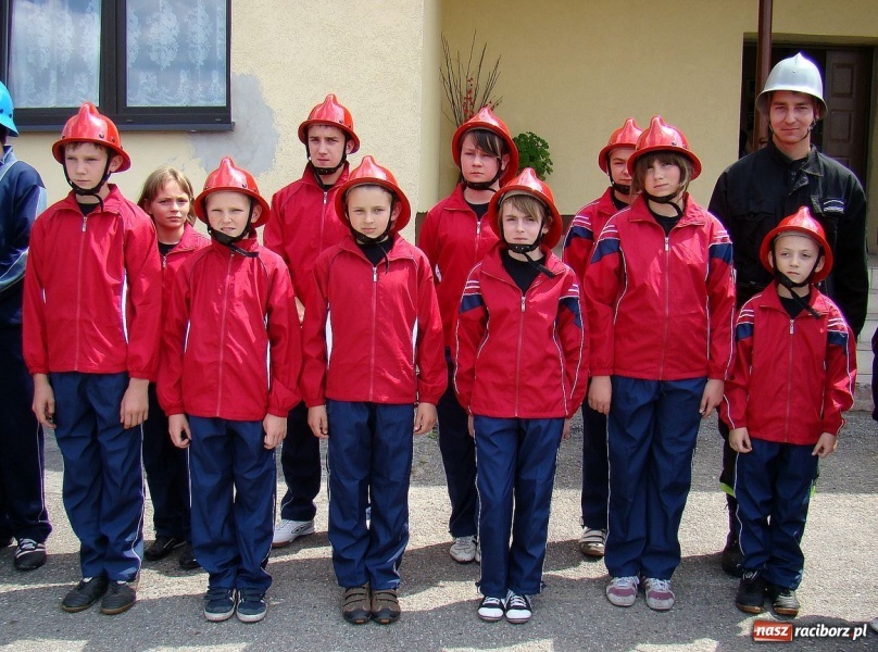 Zdjęcie w galerii na portalu naszraciborz.pl: W Jankowicach zmagali się strażacy wiadomości z regionu