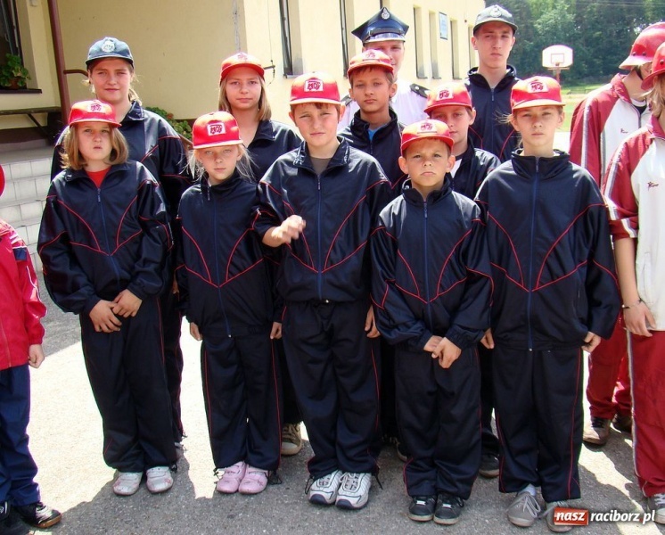 Zdjęcie w galerii na portalu naszraciborz.pl: W Jankowicach zmagali się strażacy wiadomości z regionu