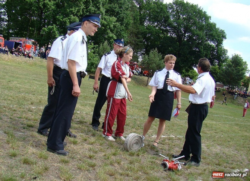 Zdjęcie w galerii na portalu naszraciborz.pl: W Jankowicach zmagali się strażacy wiadomości z regionu