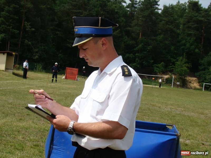 Zdjęcie w galerii na portalu naszraciborz.pl: W Jankowicach zmagali się strażacy wiadomości z regionu