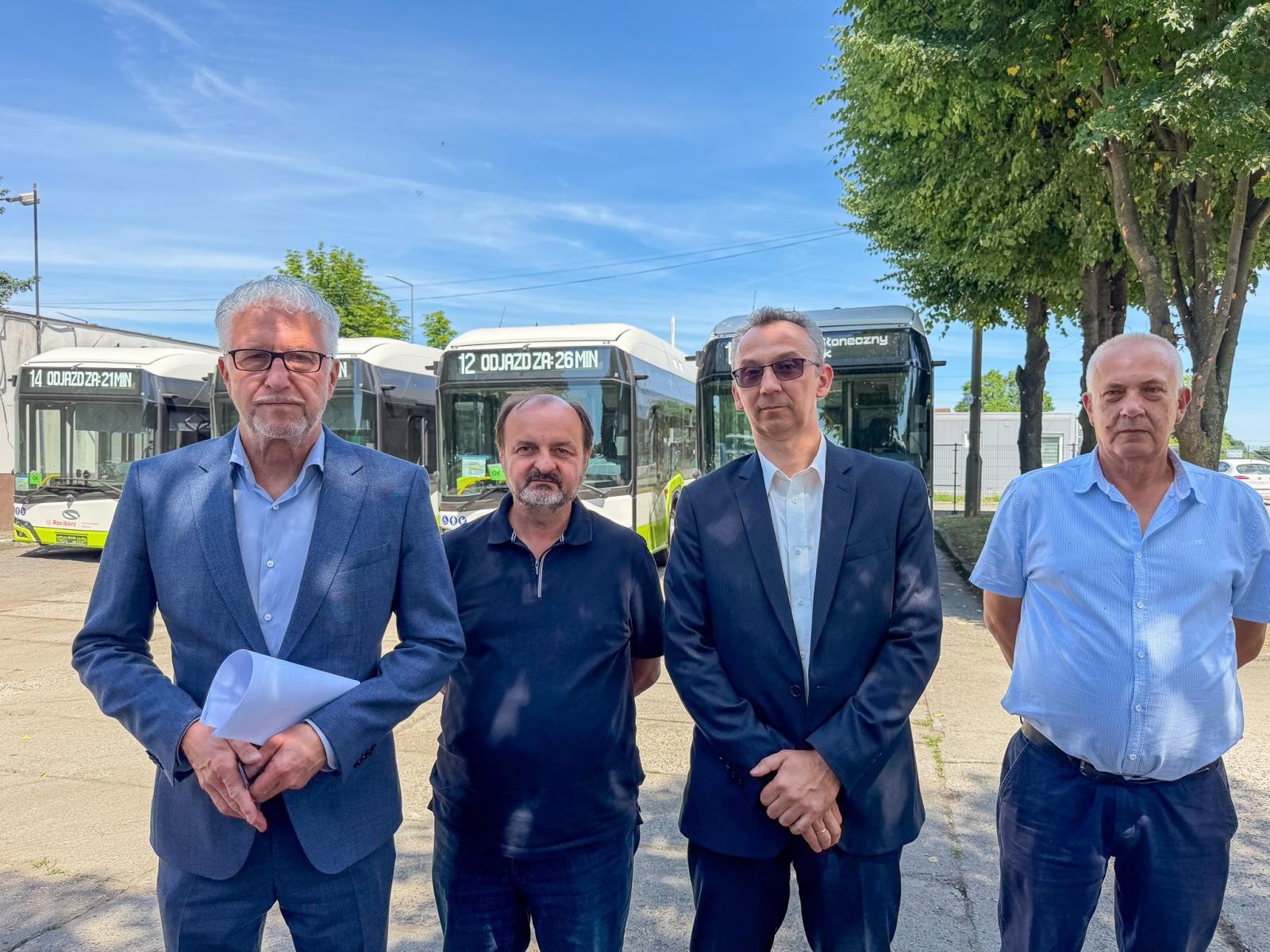 Zdjęcie w galerii na portalu naszraciborz.pl: Nowe elektryczne autobusy już w Raciborzu. Wkrótce wyjadą na trasy wiadomości z regionu