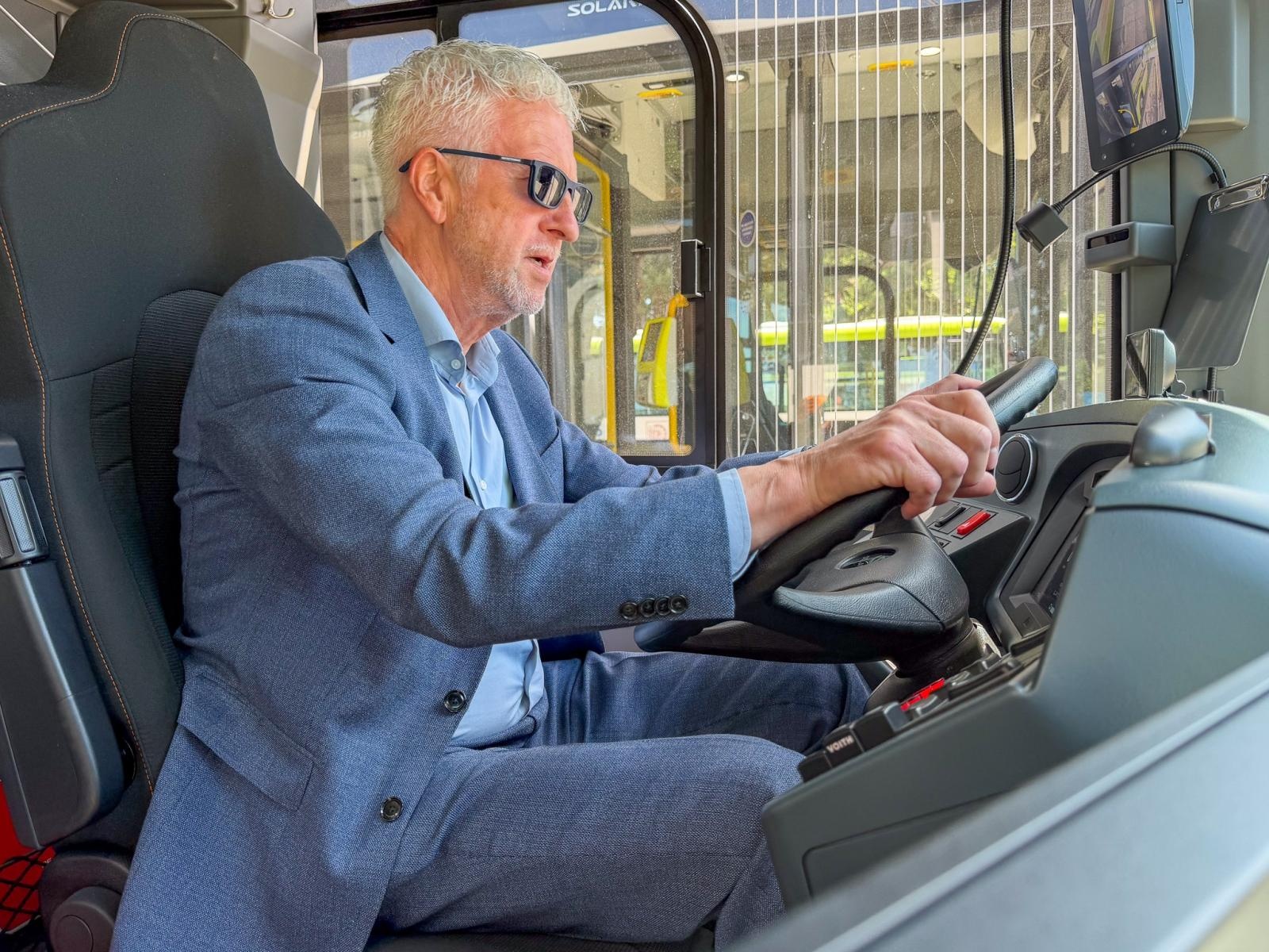 Zdjęcie w galerii na portalu naszraciborz.pl: Nowe elektryczne autobusy już w Raciborzu. Wkrótce wyjadą na trasy wiadomości z regionu