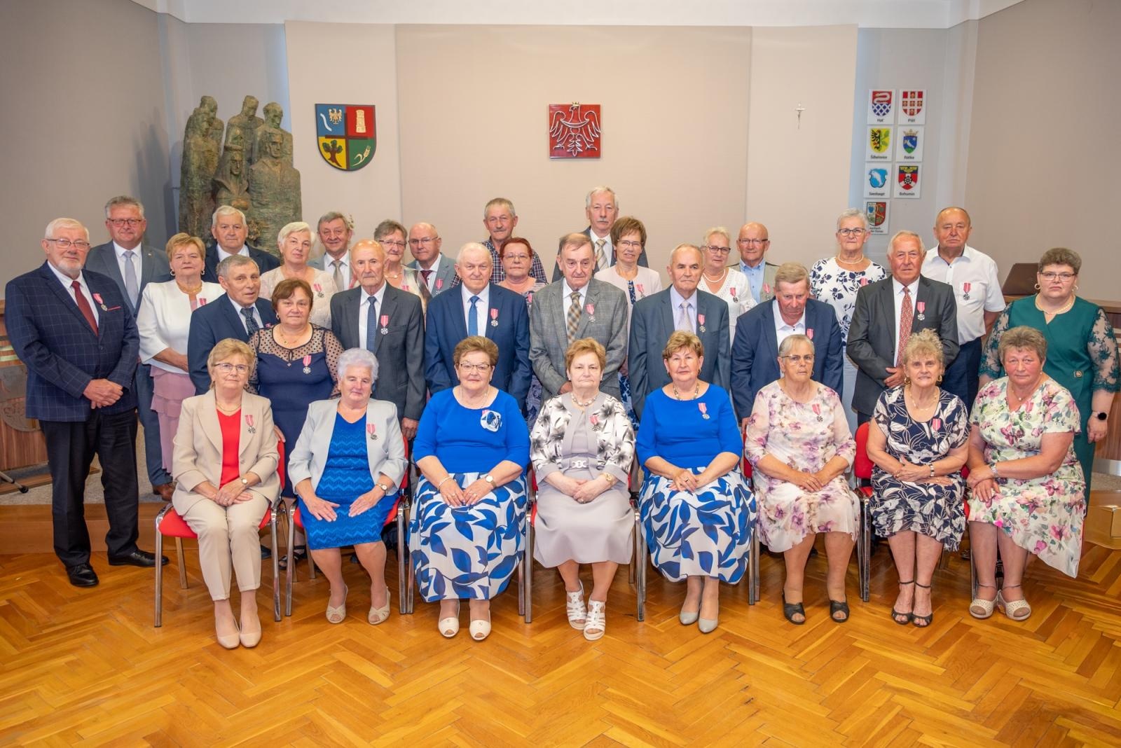 Zdjęcie w galerii na portalu naszraciborz.pl: Złote Gody w Gminie Krzyżanowice. Jubilaci odebrali medale za 50 lat małżeństwa wiadomości z regionu