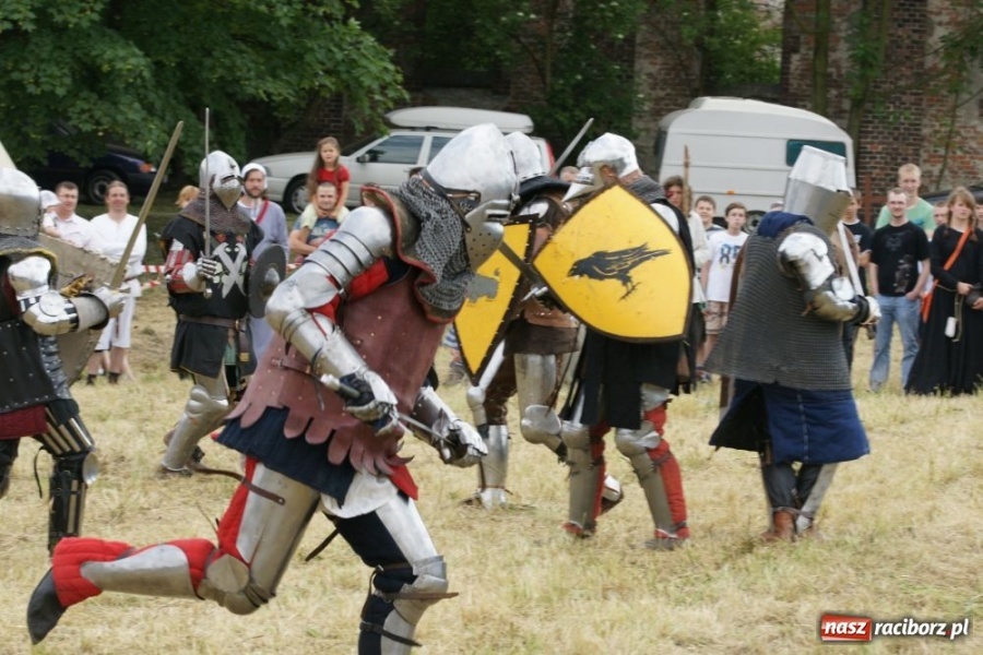 Zdjęcie w galerii na portalu naszraciborz.pl: Najazd na wioskę a potem bitwa wiadomości z regionu