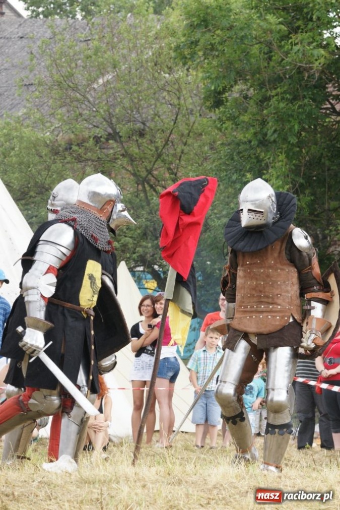 Zdjęcie w galerii na portalu naszraciborz.pl: Najazd na wioskę a potem bitwa wiadomości z regionu