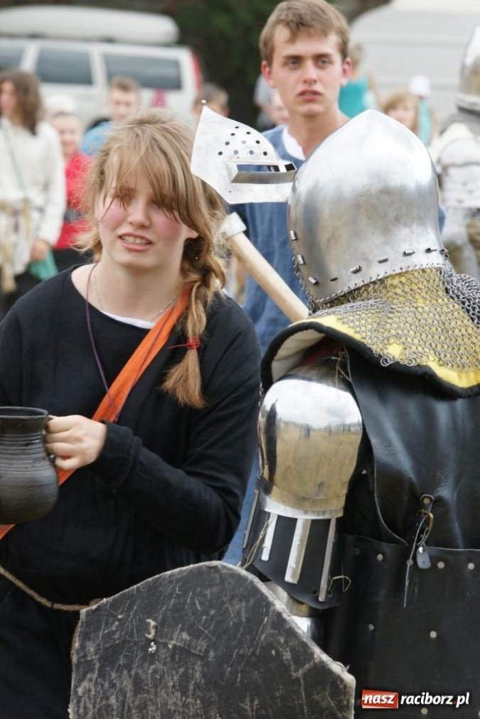 Zdjęcie w galerii na portalu naszraciborz.pl: Najazd na wioskę a potem bitwa wiadomości z regionu