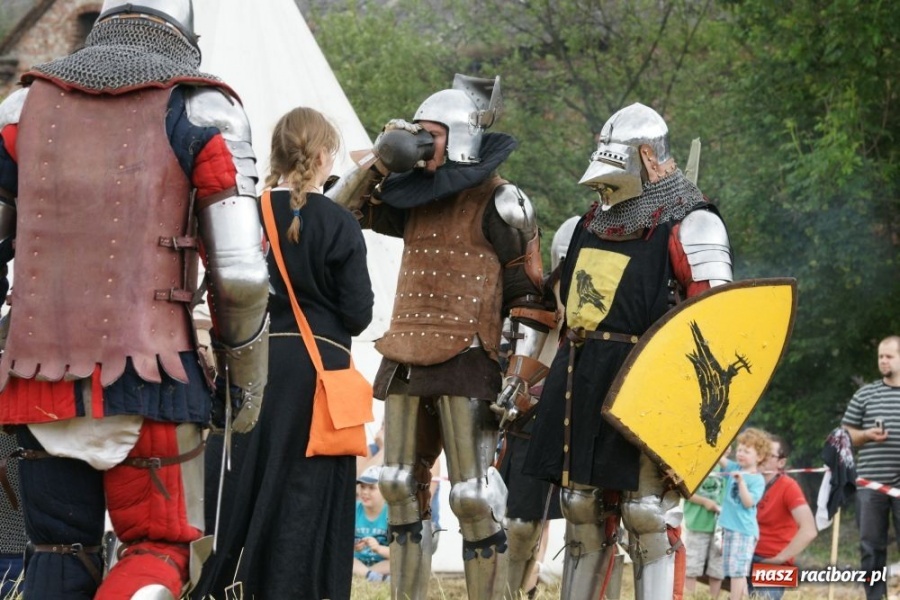 Zdjęcie w galerii na portalu naszraciborz.pl: Najazd na wioskę a potem bitwa wiadomości z regionu