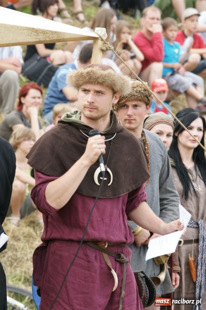 Zdjęcie w galerii na portalu naszraciborz.pl: Najazd na wioskę a potem bitwa wiadomości z regionu