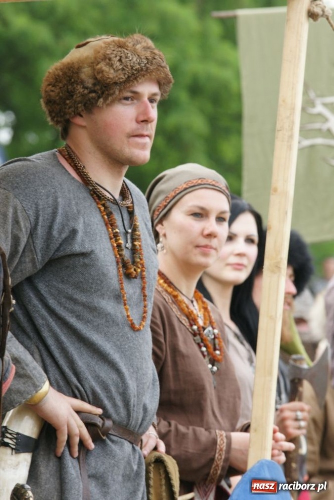 Zdjęcie w galerii na portalu naszraciborz.pl: Najazd na wioskę a potem bitwa wiadomości z regionu