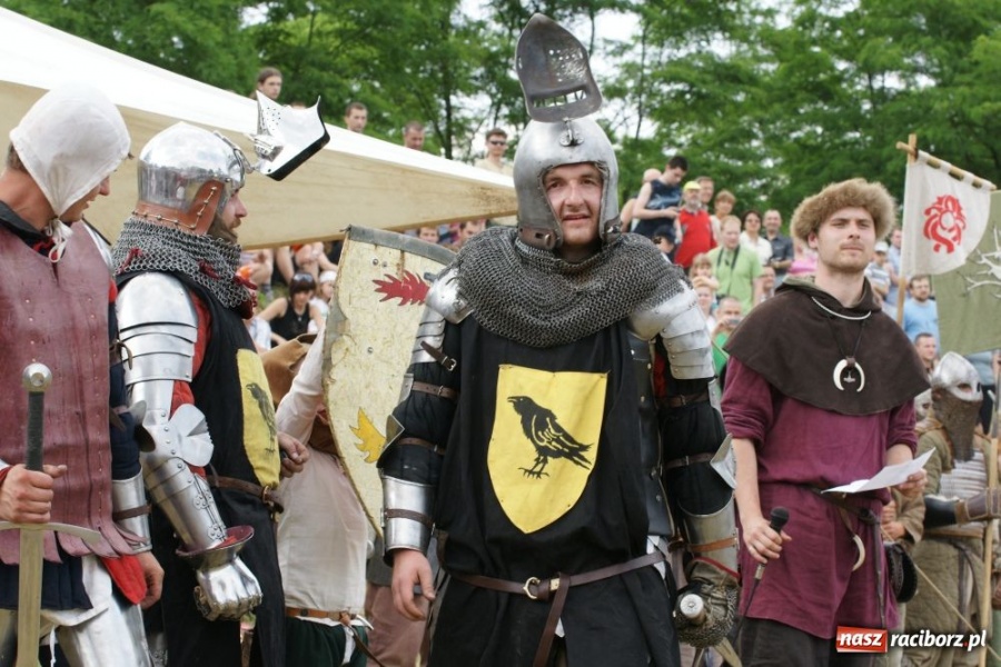 Zdjęcie w galerii na portalu naszraciborz.pl: Najazd na wioskę a potem bitwa wiadomości z regionu