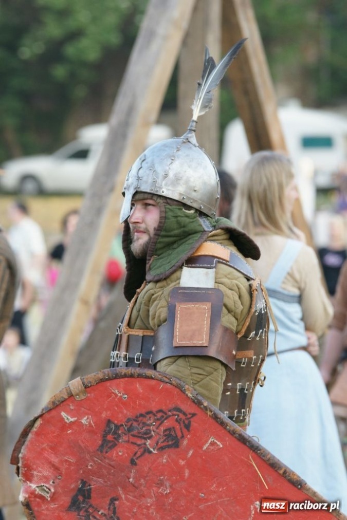 Zdjęcie w galerii na portalu naszraciborz.pl: Najazd na wioskę a potem bitwa wiadomości z regionu