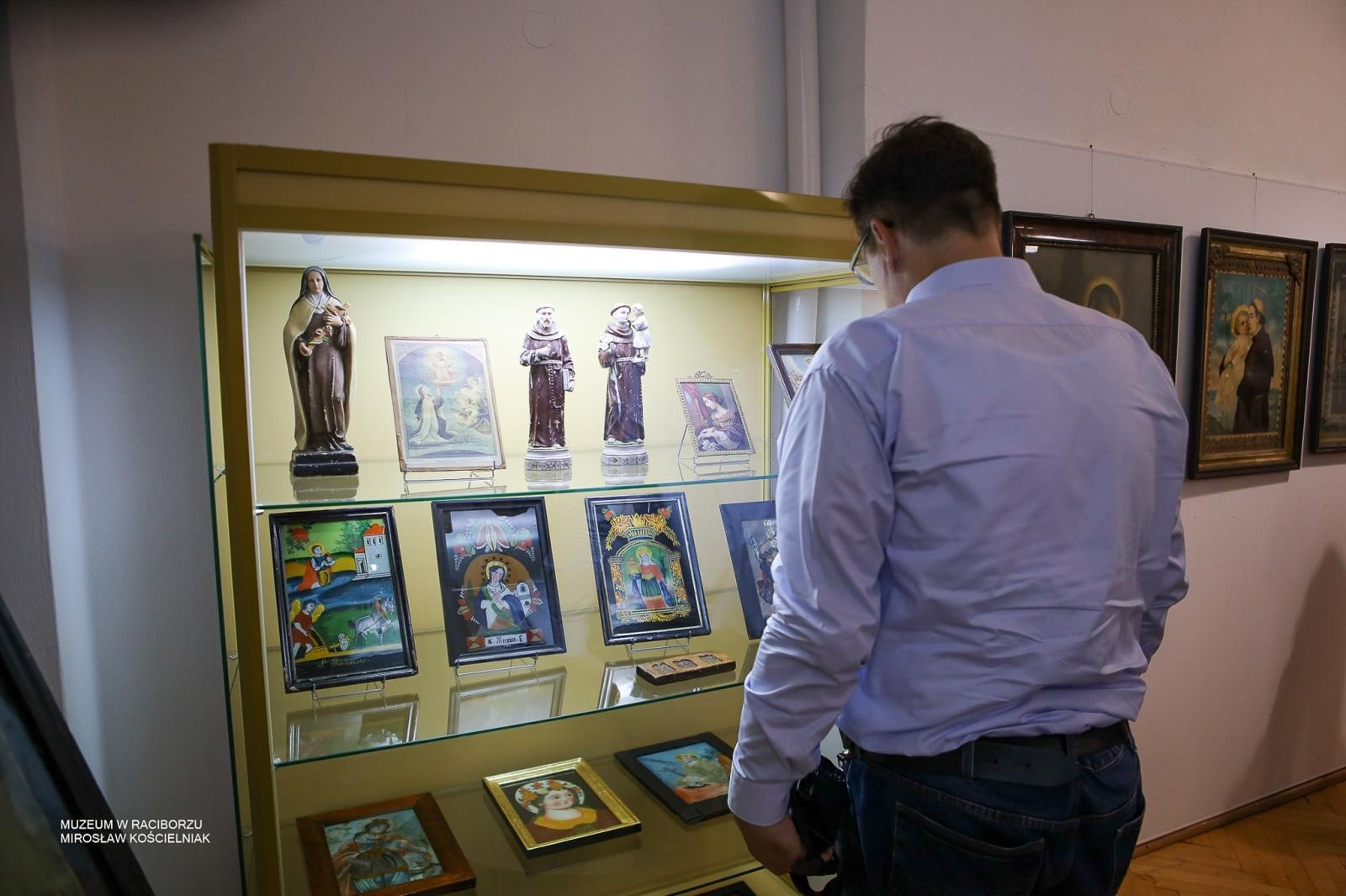 Zdjęcie w galerii na portalu naszraciborz.pl: Atrybuty świętych w sztuce sakralnej. Jak odczytywać dawne wizerunki wiadomości z regionu