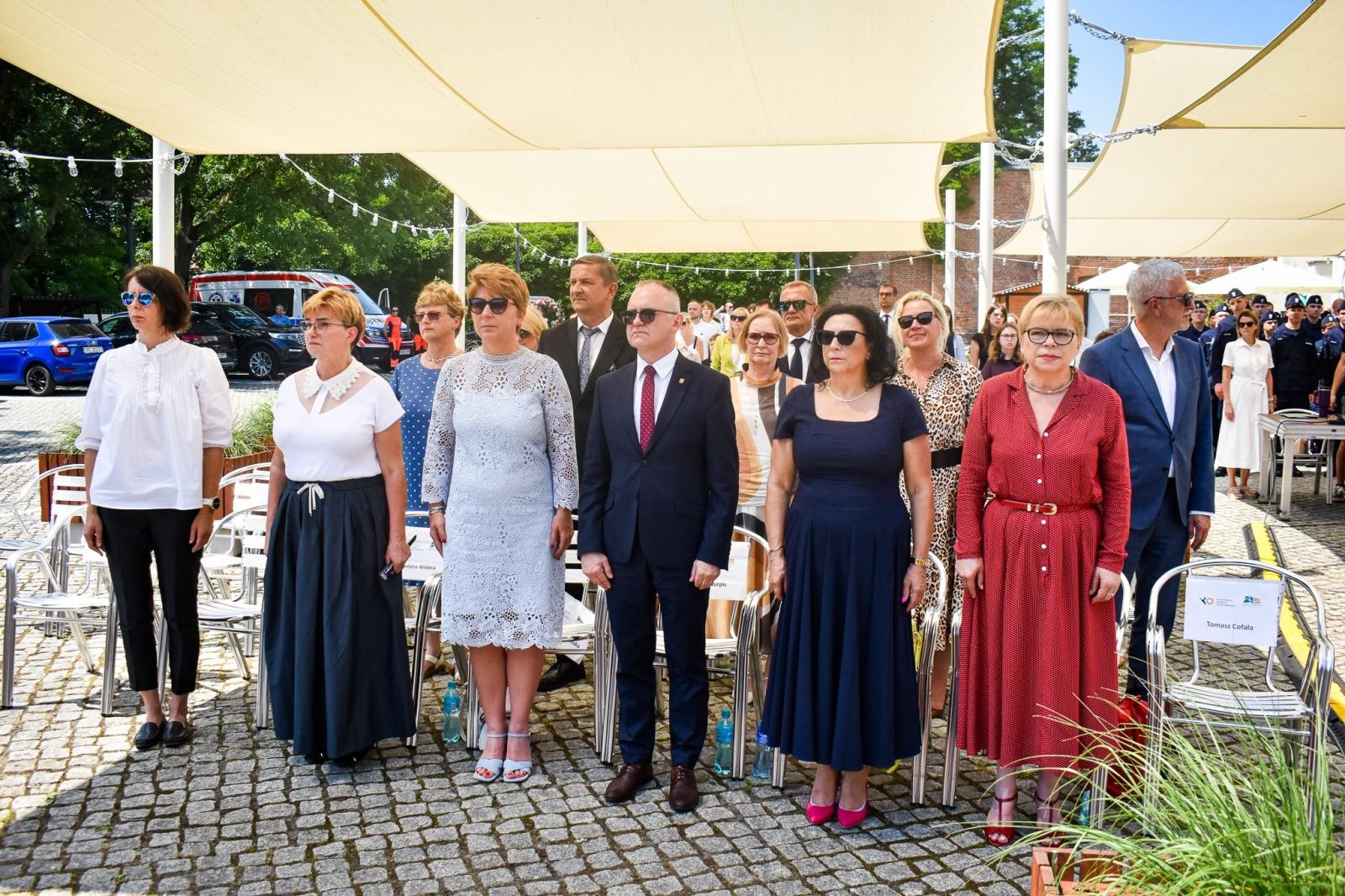 Zdjęcie w galerii na portalu naszraciborz.pl: Wojewódzkie zakończenie roku szkolnego na Zamku Piastowskim w Raciborzu wiadomości z regionu