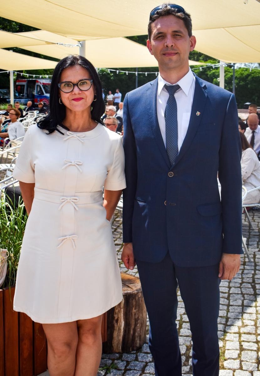 Zdjęcie w galerii na portalu naszraciborz.pl: Wojewódzkie zakończenie roku szkolnego na Zamku Piastowskim w Raciborzu wiadomości z regionu