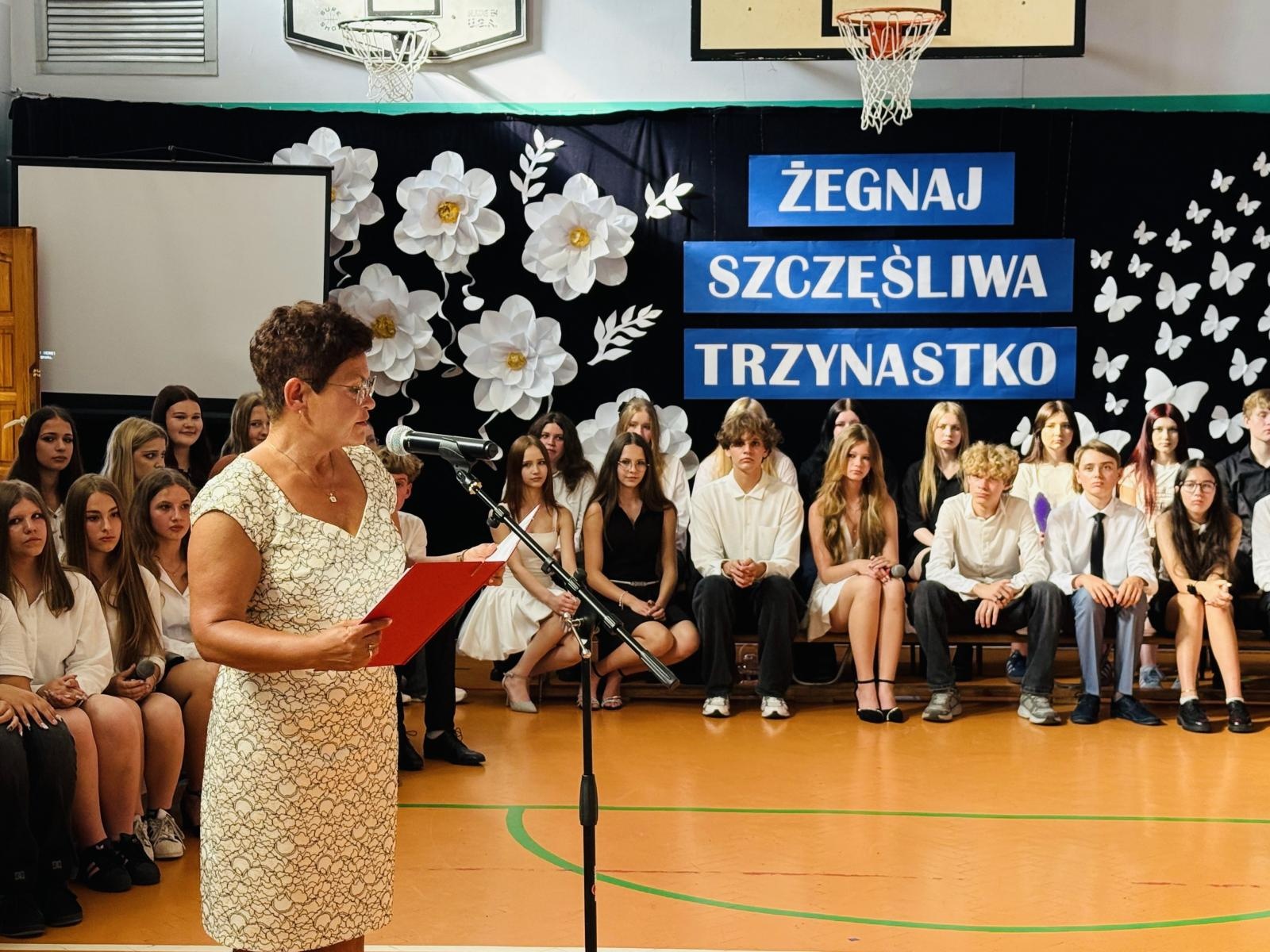 Zdjęcie w galerii na portalu naszraciborz.pl: Pożegnanie wieloletniej dyrektorki Szkoły Podstawowej nr 13 w Raciborzu wiadomości z regionu