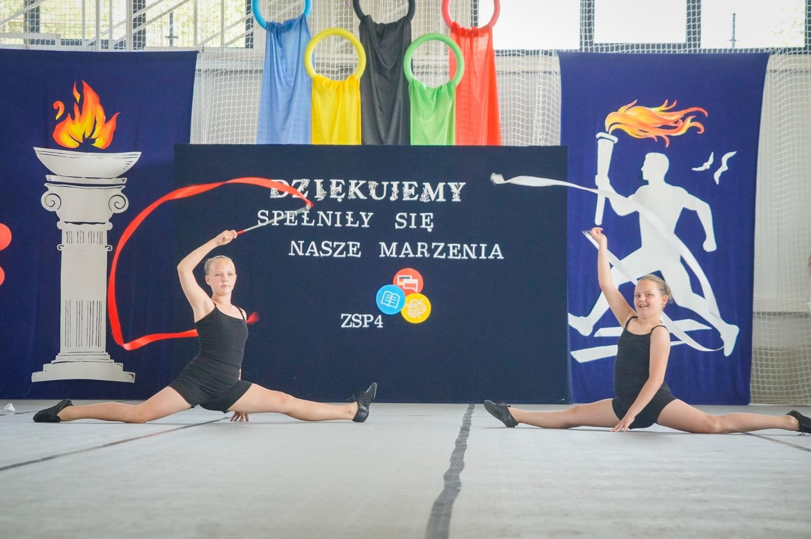 Zdjęcie w galerii na portalu naszraciborz.pl: Gala mistrzów nauki i miejskie zakończenie roku szkolnego w Raciborzu: uroczyste uhonorowanie laureatów, finalistów oraz ich pedagogów wiadomości z regionu