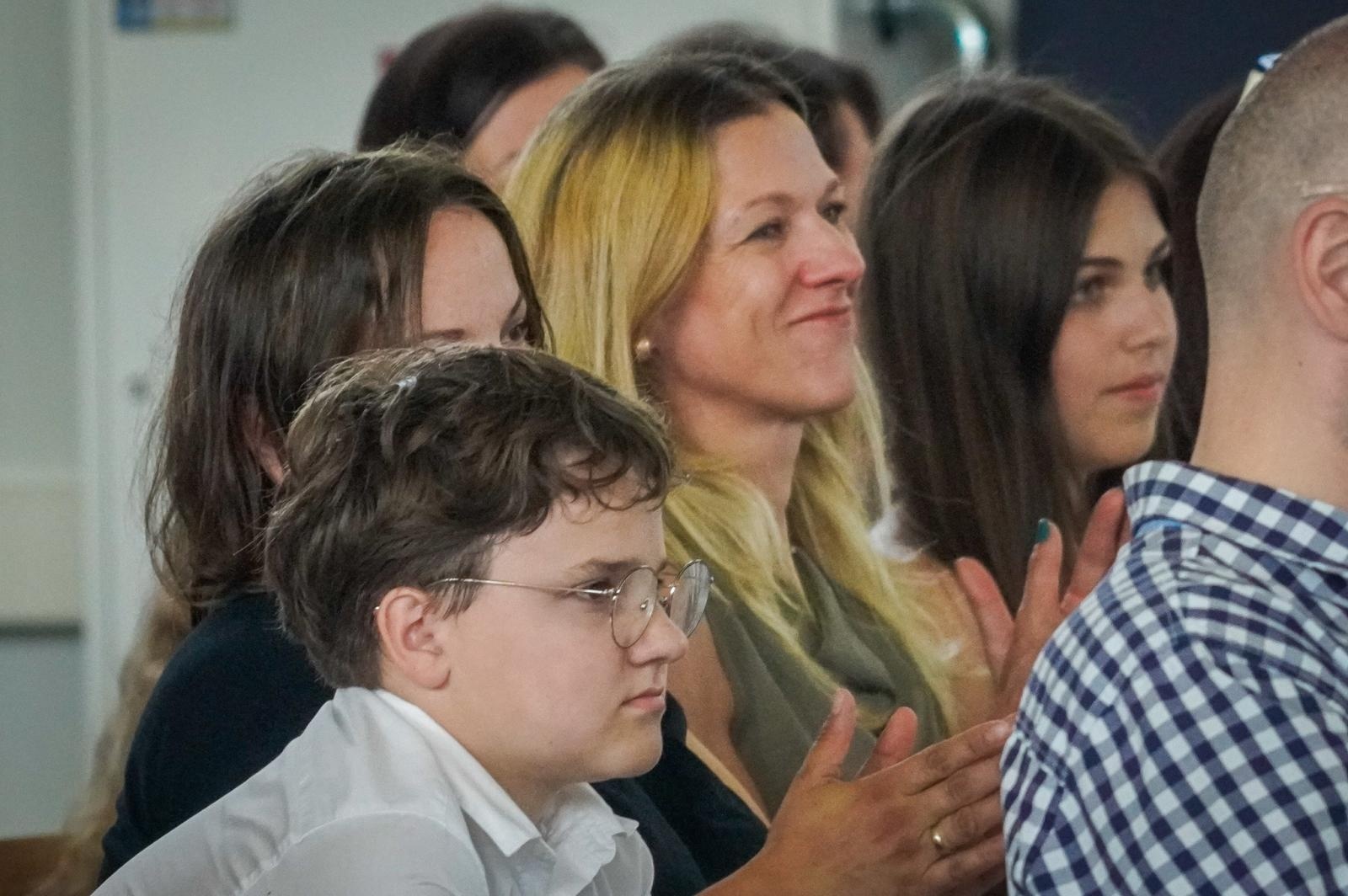 Zdjęcie w galerii na portalu naszraciborz.pl: Gala mistrzów nauki i miejskie zakończenie roku szkolnego w Raciborzu: uroczyste uhonorowanie laureatów, finalistów oraz ich pedagogów wiadomości z regionu