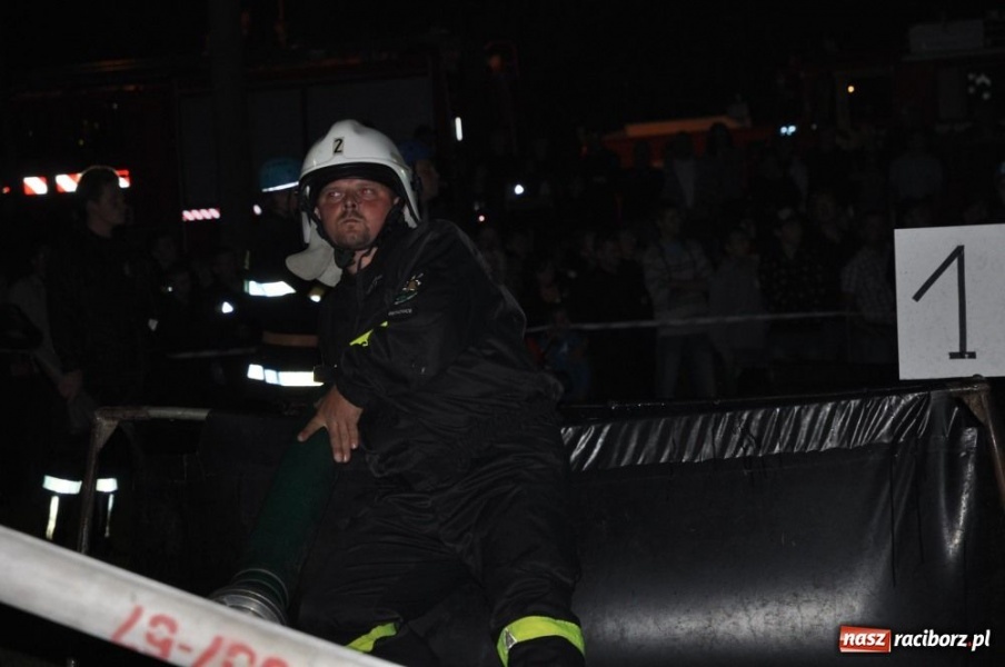 Zdjęcie w galerii na portalu naszraciborz.pl: Rudyszwałd znów najlepszy nocą wiadomości z regionu