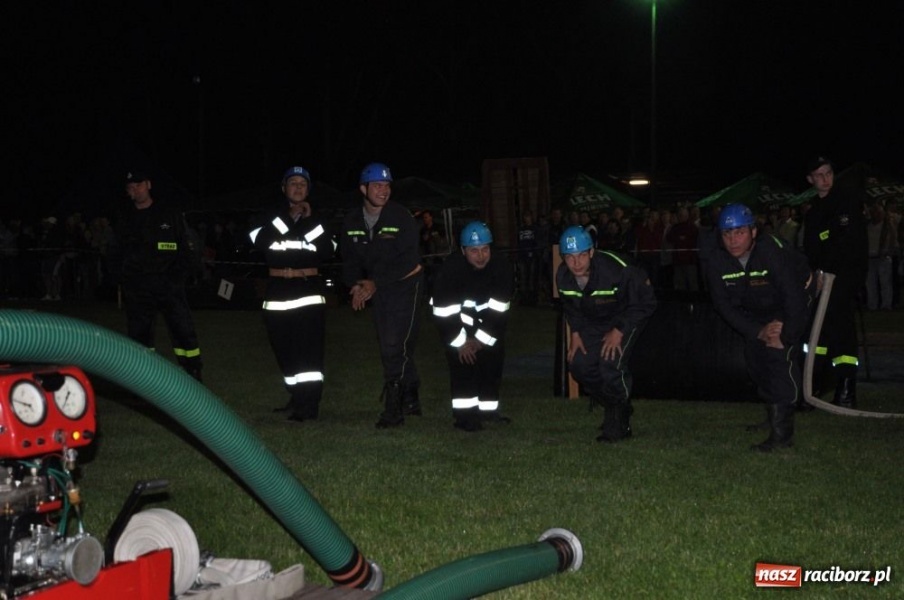 Zdjęcie w galerii na portalu naszraciborz.pl: Rudyszwałd znów najlepszy nocą wiadomości z regionu