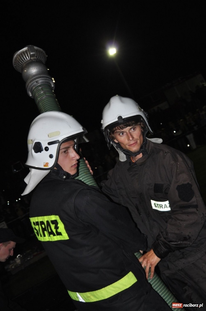 Zdjęcie w galerii na portalu naszraciborz.pl: Rudyszwałd znów najlepszy nocą wiadomości z regionu