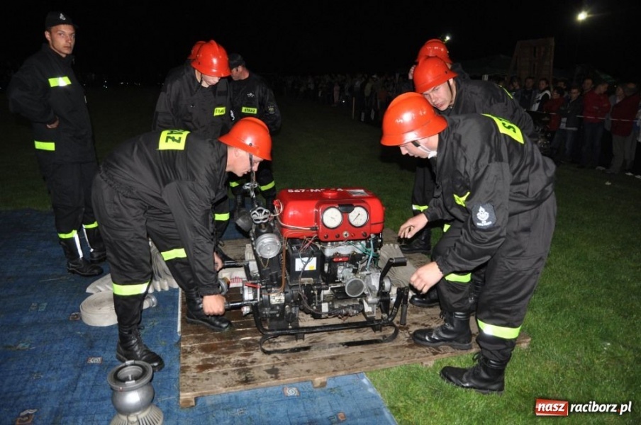Zdjęcie w galerii na portalu naszraciborz.pl: Rudyszwałd znów najlepszy nocą wiadomości z regionu