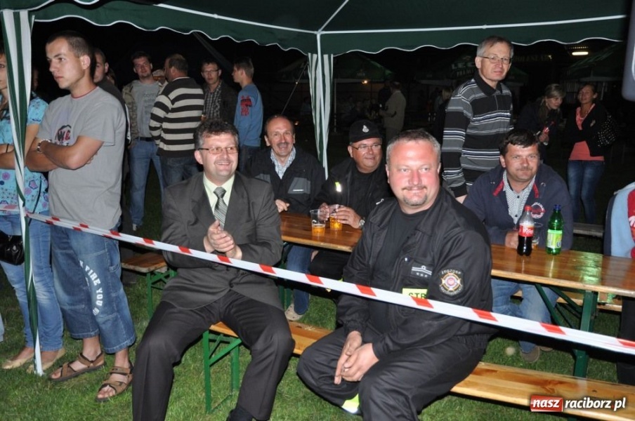 Zdjęcie w galerii na portalu naszraciborz.pl: Rudyszwałd znów najlepszy nocą wiadomości z regionu