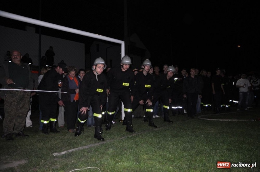 Zdjęcie w galerii na portalu naszraciborz.pl: Rudyszwałd znów najlepszy nocą wiadomości z regionu