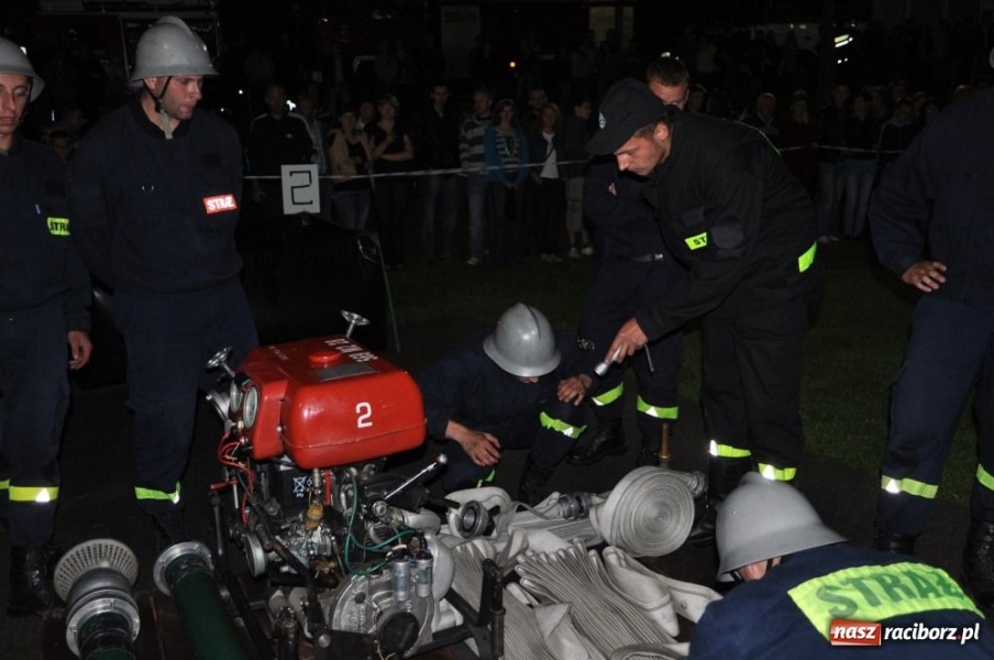 Zdjęcie w galerii na portalu naszraciborz.pl: Rudyszwałd znów najlepszy nocą wiadomości z regionu