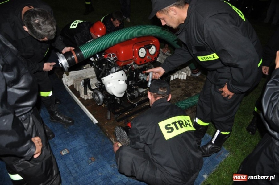 Zdjęcie w galerii na portalu naszraciborz.pl: Rudyszwałd znów najlepszy nocą wiadomości z regionu