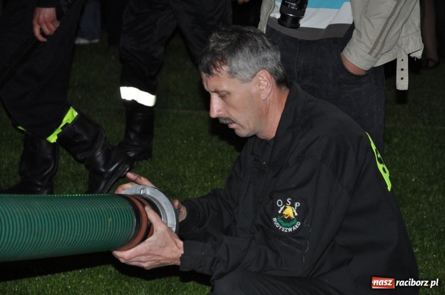 Zdjęcie w galerii na portalu naszraciborz.pl: Rudyszwałd znów najlepszy nocą wiadomości z regionu