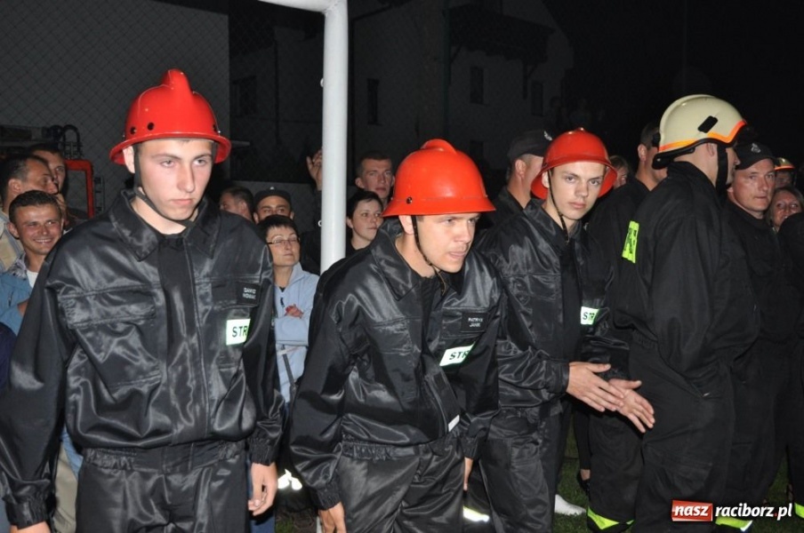 Zdjęcie w galerii na portalu naszraciborz.pl: Rudyszwałd znów najlepszy nocą wiadomości z regionu