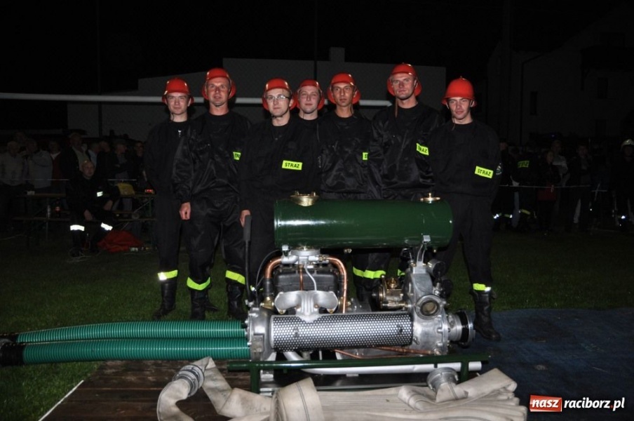 Zdjęcie w galerii na portalu naszraciborz.pl: Rudyszwałd znów najlepszy nocą wiadomości z regionu