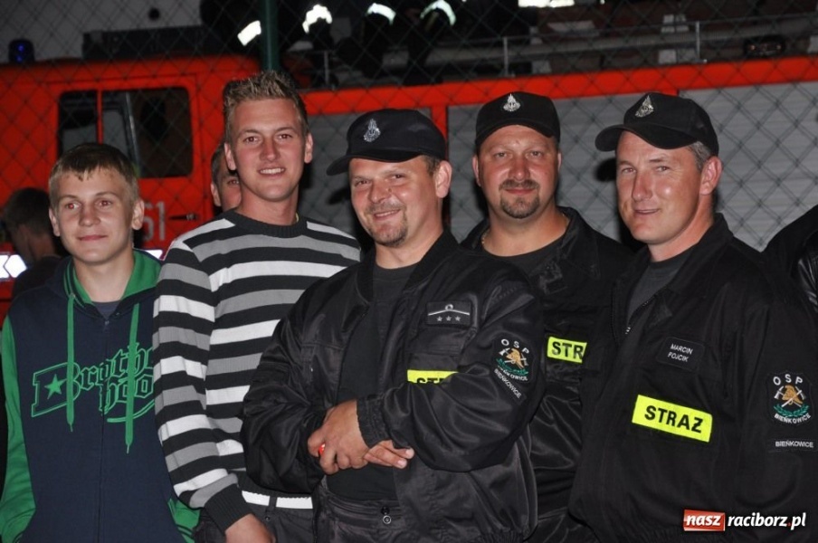 Zdjęcie w galerii na portalu naszraciborz.pl: Rudyszwałd znów najlepszy nocą wiadomości z regionu