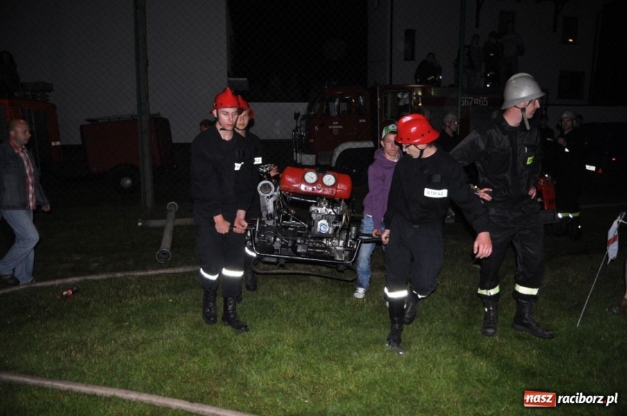 Zdjęcie w galerii na portalu naszraciborz.pl: Rudyszwałd znów najlepszy nocą wiadomości z regionu