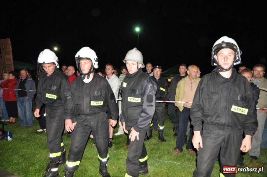 Zdjęcie w galerii na portalu naszraciborz.pl: Rudyszwałd znów najlepszy nocą wiadomości z regionu