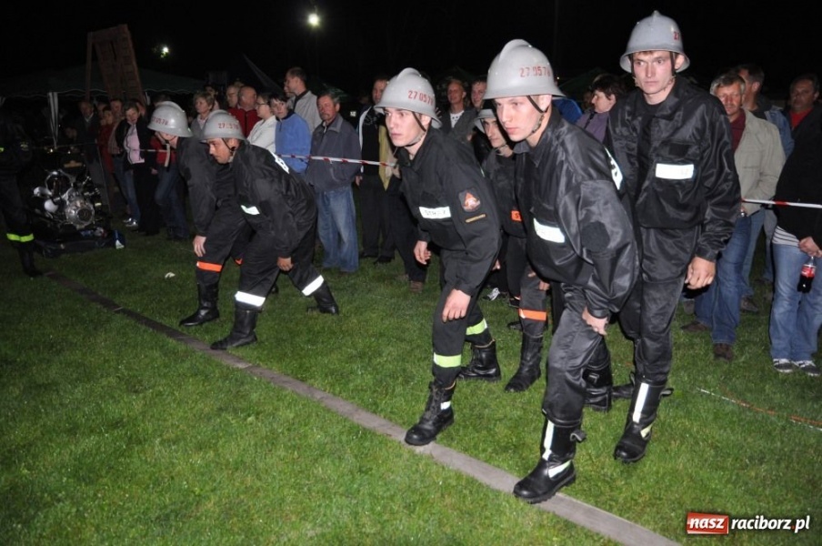 Zdjęcie w galerii na portalu naszraciborz.pl: Rudyszwałd znów najlepszy nocą wiadomości z regionu