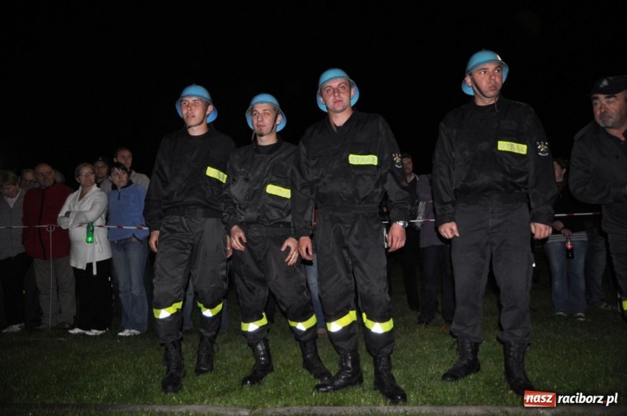 Zdjęcie w galerii na portalu naszraciborz.pl: Rudyszwałd znów najlepszy nocą wiadomości z regionu