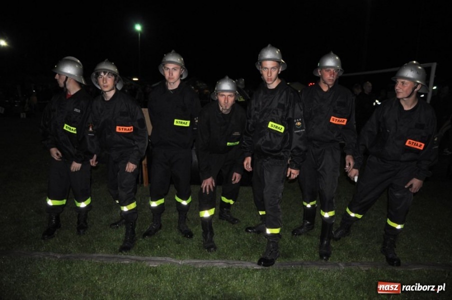 Zdjęcie w galerii na portalu naszraciborz.pl: Rudyszwałd znów najlepszy nocą wiadomości z regionu