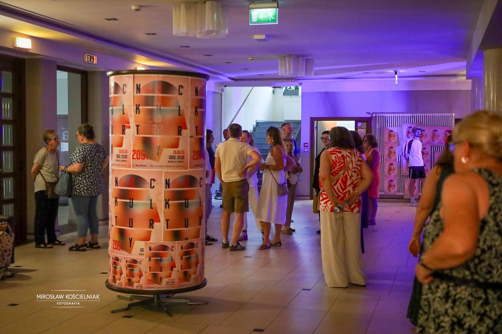Zdjęcie w galerii na portalu naszraciborz.pl: Noc Kultury 2051 otworzyła jubileusz 25-lecia RCK wiadomości z regionu