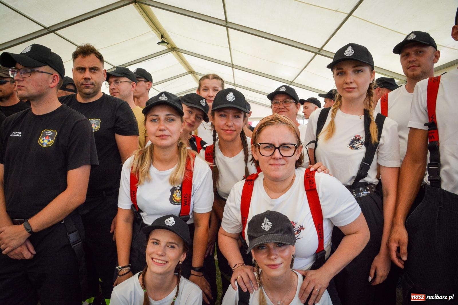 Zdjęcie w galerii na portalu naszraciborz.pl: Emocjonująca rywalizacja w Samborowicach: Strażackie zmagania w pełnym słońcu i dominacja gospodarzy wiadomości z regionu