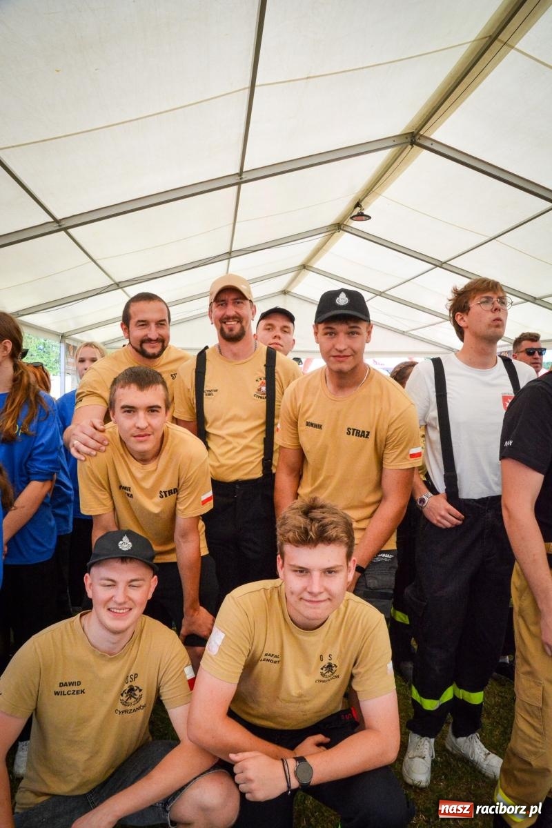 Zdjęcie w galerii na portalu naszraciborz.pl: Emocjonująca rywalizacja w Samborowicach: Strażackie zmagania w pełnym słońcu i dominacja gospodarzy wiadomości z regionu