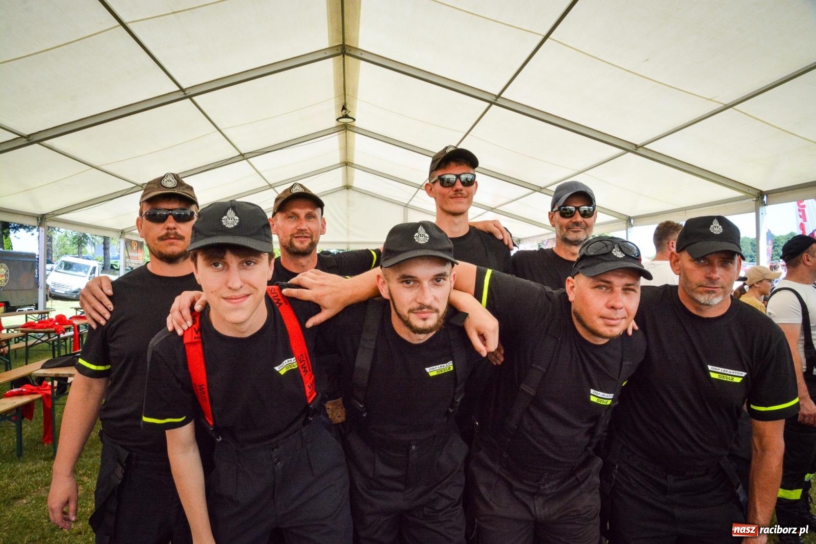 Zdjęcie w galerii na portalu naszraciborz.pl: Emocjonująca rywalizacja w Samborowicach: Strażackie zmagania w pełnym słońcu i dominacja gospodarzy wiadomości z regionu
