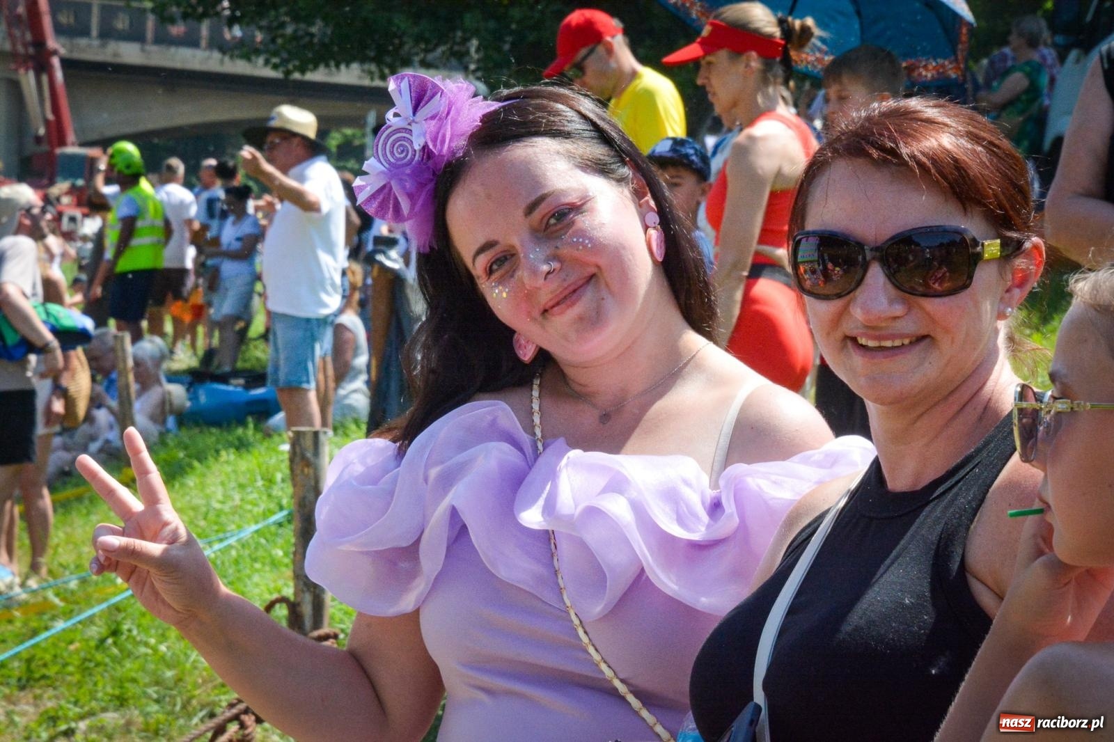 Zdjęcie w galerii na portalu naszraciborz.pl: XXVII Pływadła ruszyły z Raciborza: Wielka wodna wyprawa rozpoczęta [FOTO i WIDEO] wiadomości z regionu