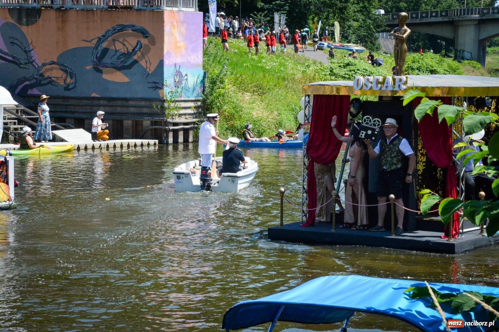 Zdjęcie w galerii na portalu naszraciborz.pl: XXVII Pływadła ruszyły z Raciborza: Wielka wodna wyprawa rozpoczęta [FOTO i WIDEO] wiadomości z regionu