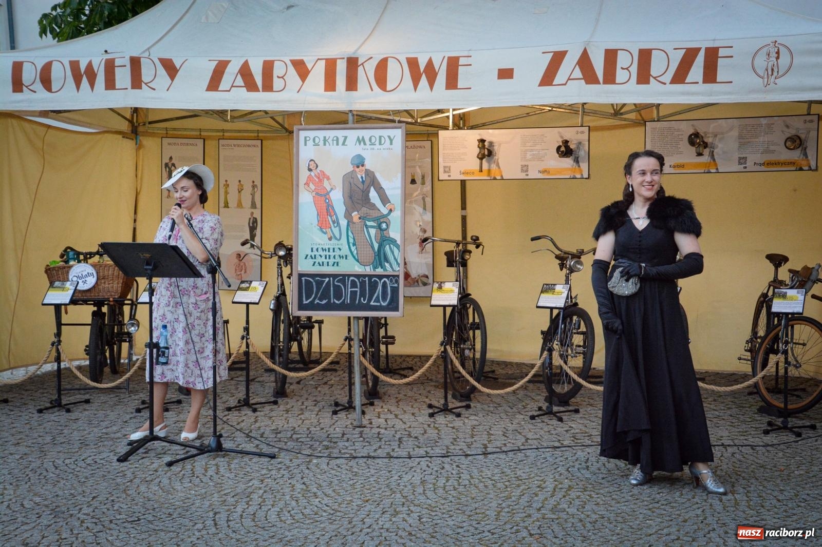 Zdjęcie w galerii na portalu naszraciborz.pl: Przeboje Sopotu i San Remo, ogniowe show, konne przejażdżki i promocja gm. Pietrowice Wielkie – powitanie wakacji na Zamku Piastowskim wiadomości z regionu