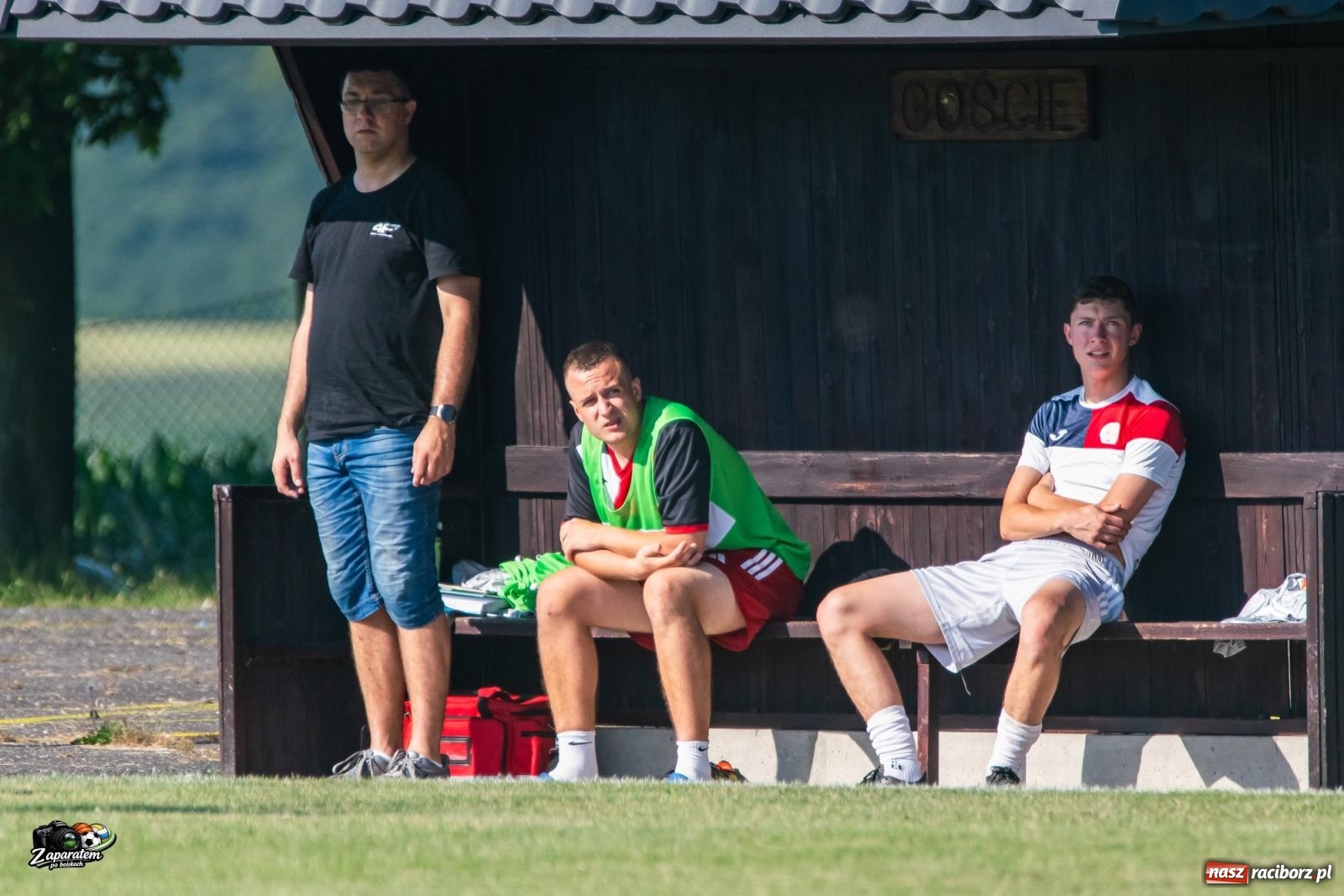 Zdjęcie w galerii na portalu naszraciborz.pl: Tropikalny finał baraży. Krzanowice odwróciły losy meczu i wywalczyły awans [FOTO] wiadomości z regionu