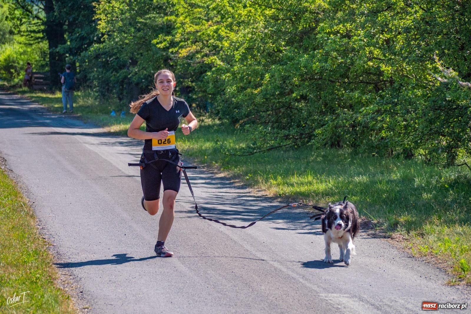 Zdjęcie w galerii na portalu naszraciborz.pl: Dogtrekking w Nędzy przyciągnął tłumy. Sport i pomoc zwierzętom podczas VI Festiwalu Górnej Odry [FOTO] wiadomości z regionu